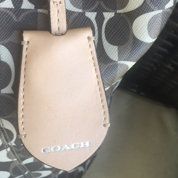 COACH Peyton Dream C ToteBag - Picture 10 of 16